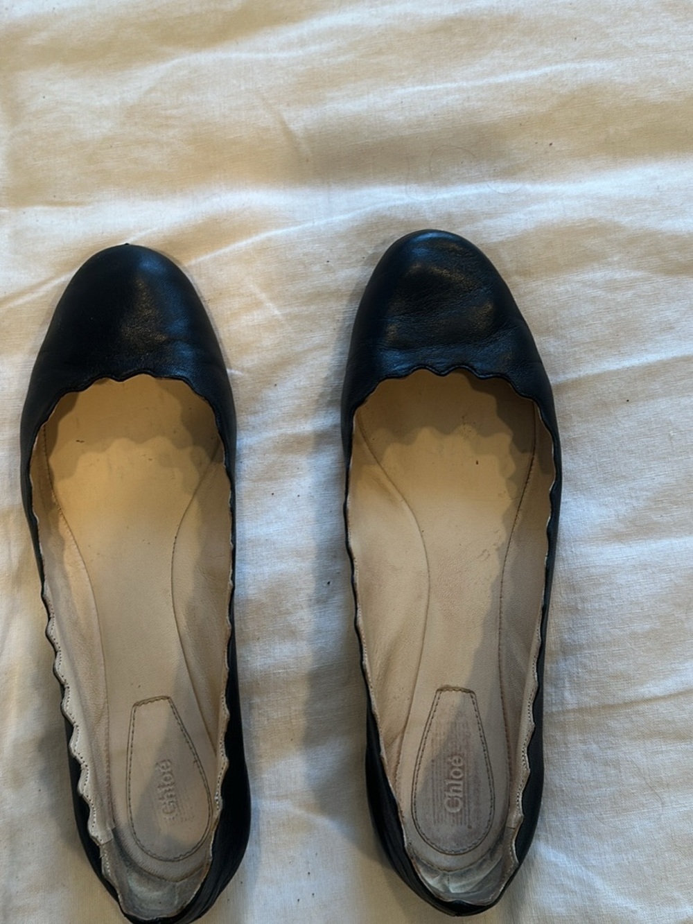 Chloe Black Scalloped Leather Ballet Flats